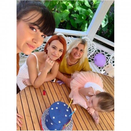 Gözde Şenkal | Güzellik Uzmanı | Kalıcı Makyaj Uygulamaları