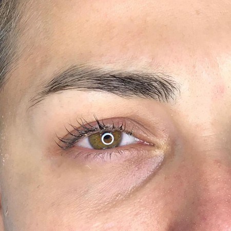 Gözde Şenkal | Güzellik Uzmanı | Kalıcı Makyaj Uygulamaları